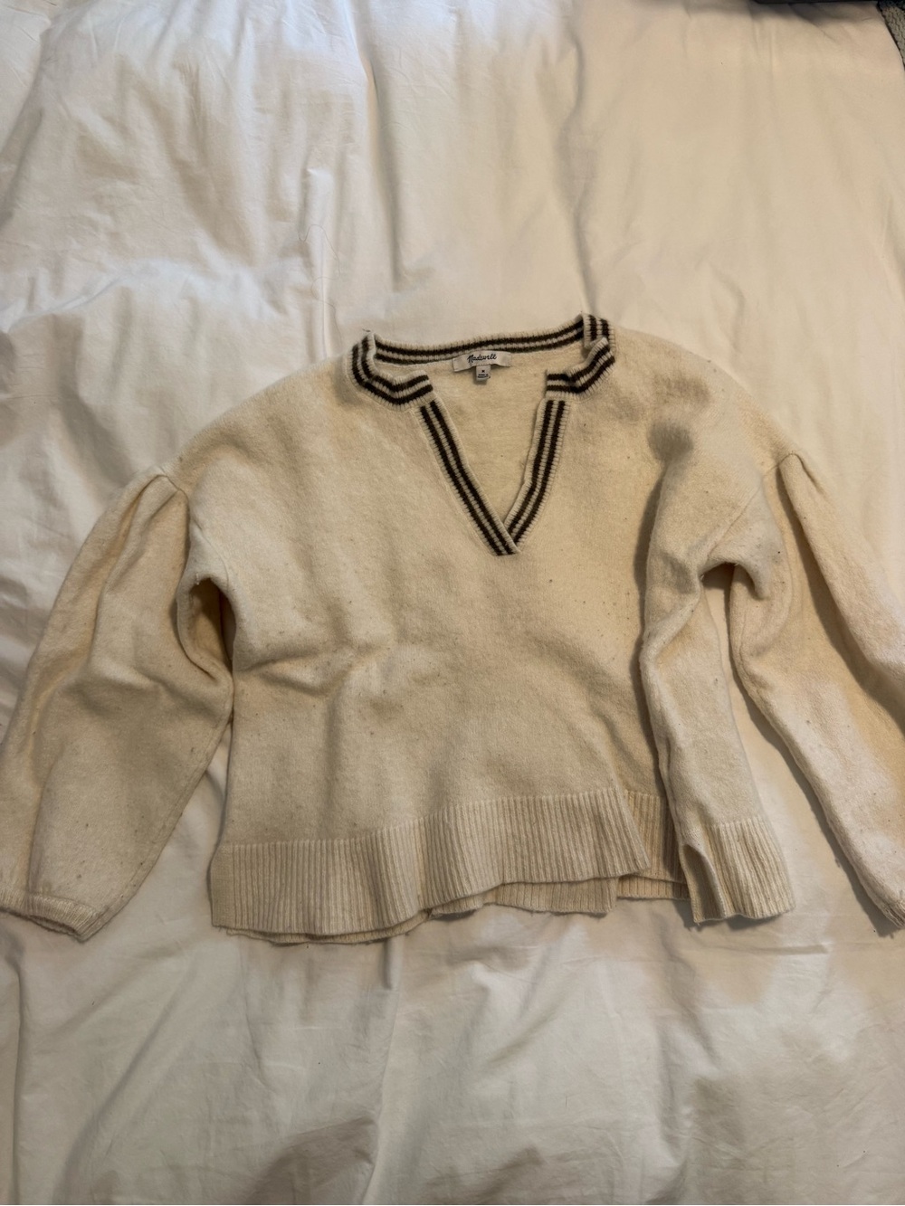 Madewell Cream V-Neck Sweater with Black Contrast Trim
